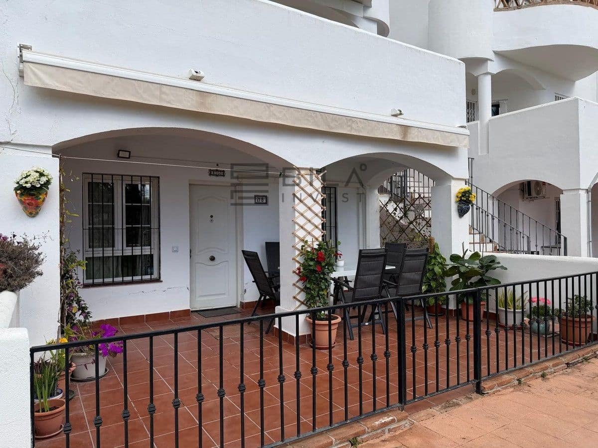 Piso de 2 habitaciones en Torrequebrada en venta con piscina garaje - 350.000 € (Ref: 9672409)