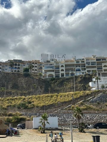 Piso de 2 habitaciones en Benalmadena Costa, Benalmádena en venta con piscina - 350.000 € (Ref: 9672410)