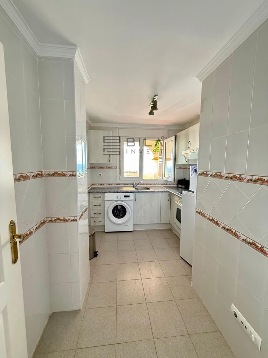 Piso de 2 habitaciones en Benalmadena Costa en venta con piscina - 350.000 € (Ref: 9672410)