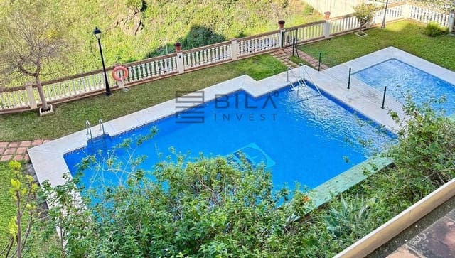 Piso de 2 habitaciones en Benalmadena Costa, Benalmádena en venta con piscina - 350.000 € (Ref: 9672410)