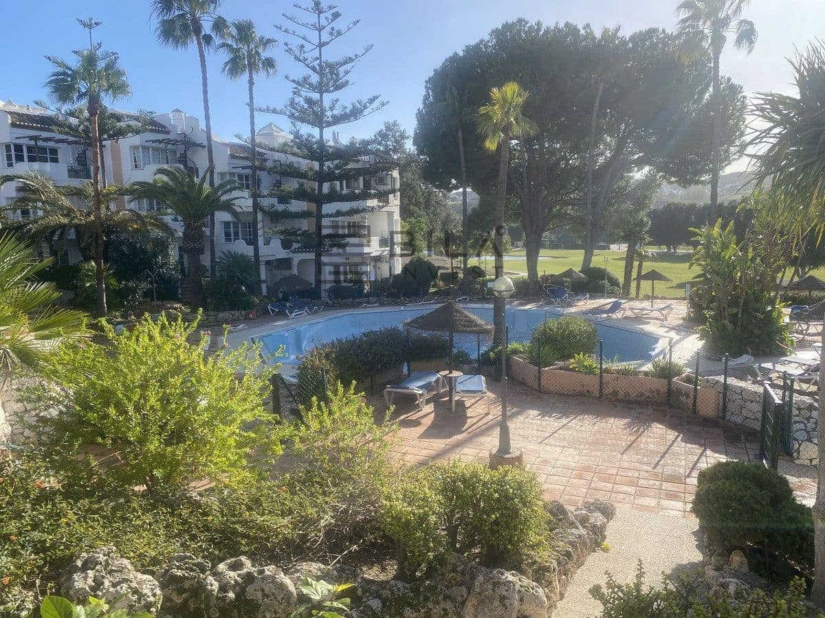 3 bedroom Penthouse for sale in Mijas Golf with pool - € 375,000 (Ref: 9679059)