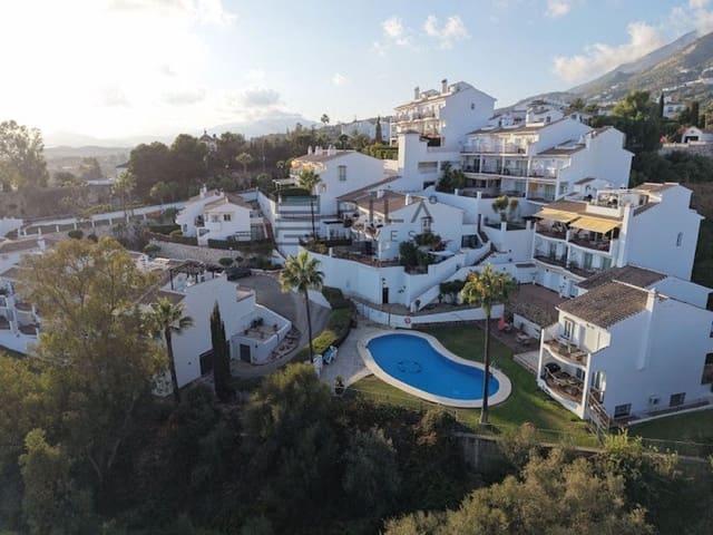 2 quarto Casa em Banda para venda em Mijas pueblo, Mijas com piscina garagem - 369 000 € (Ref: 9679060)