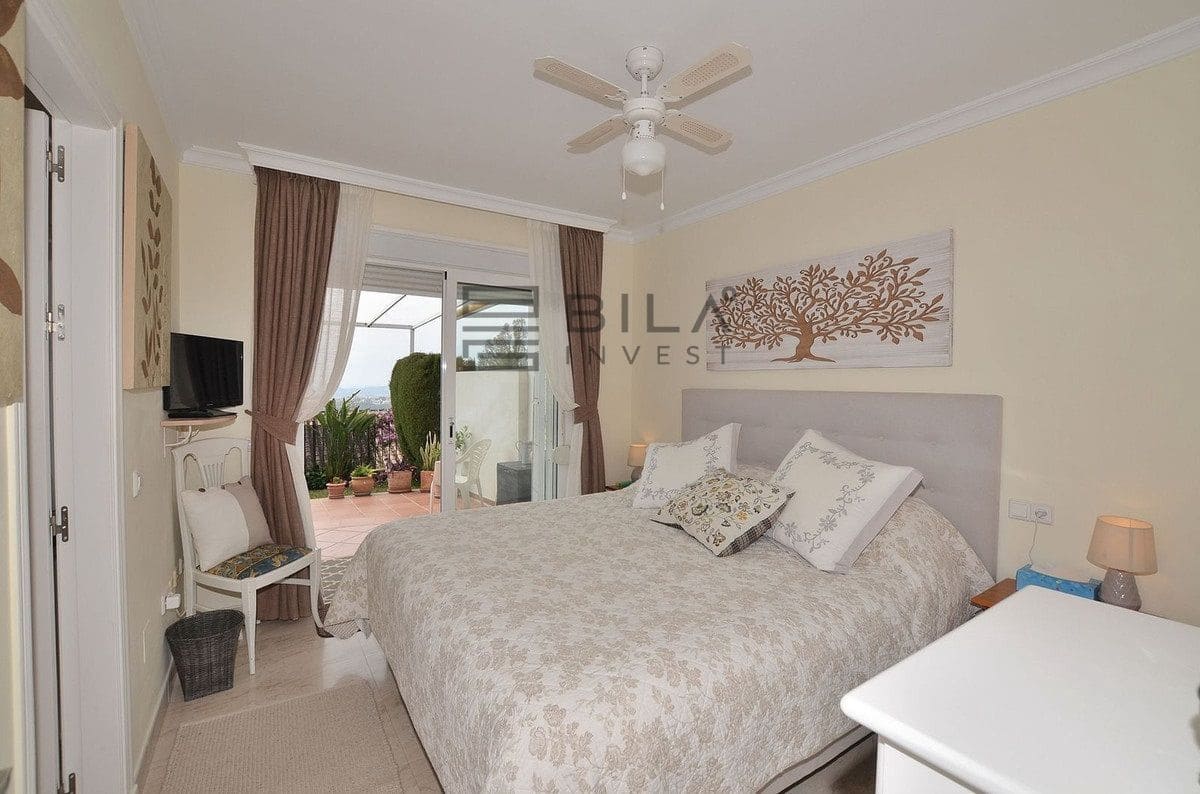 2 soverom Hus til salgs i Mijas med svømmebasseng garasje - € 369 000 (Ref: 9679060)