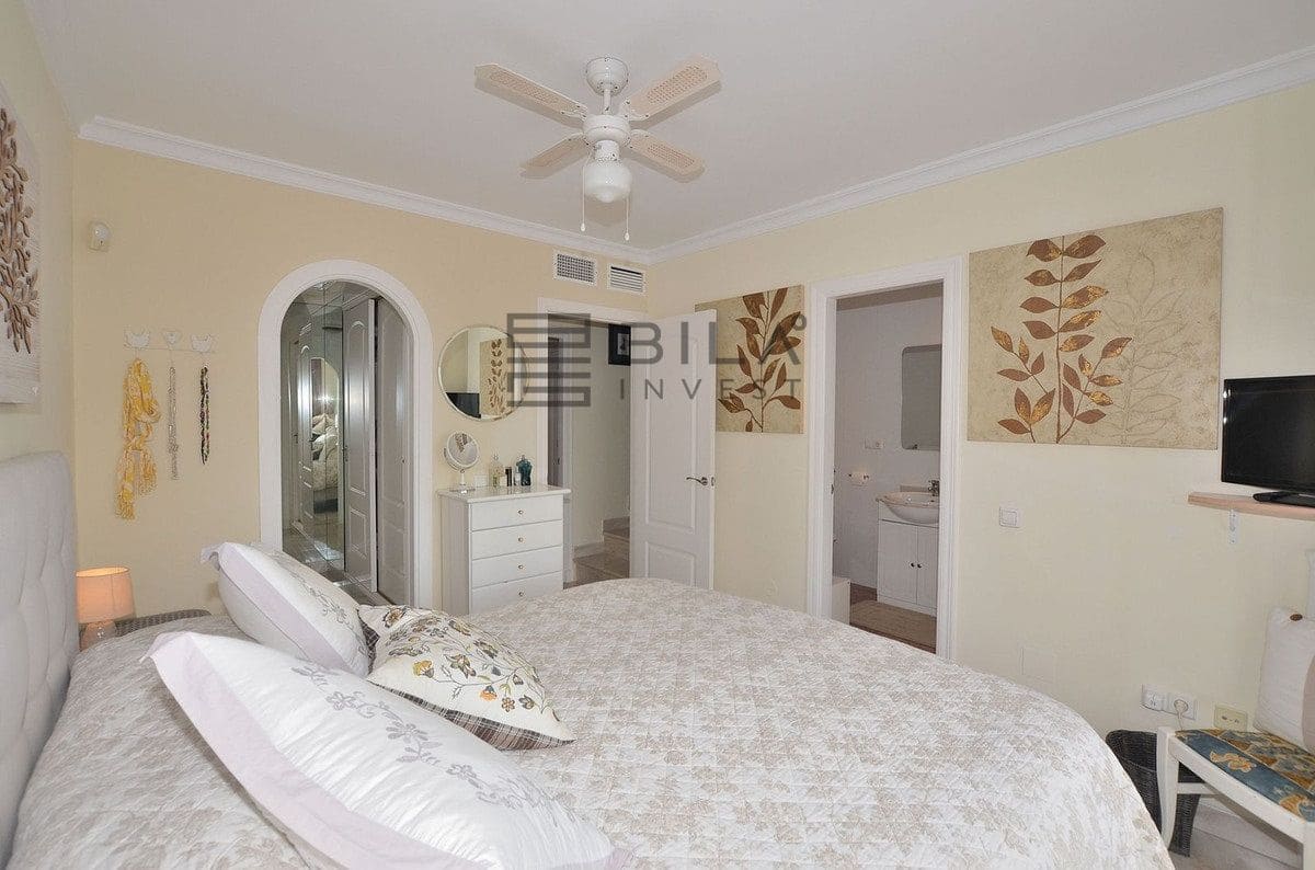 2 soverom Hus til salgs i Mijas med svømmebasseng garasje - € 369 000 (Ref: 9679060)