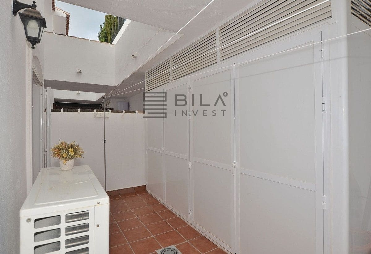 2 soverom Hus til salgs i Mijas med svømmebasseng garasje - € 369 000 (Ref: 9679060)