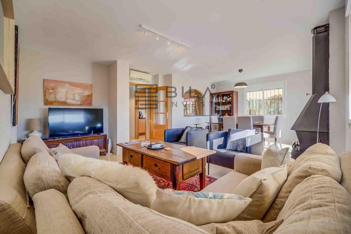 3 makuuhuone Huvila myytävänä paikassa Mijas mukana uima-altaan 
autotalli - 550 000 € (Ref: 9679061)