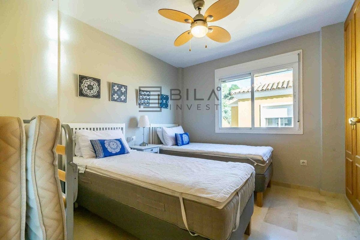 3 makuuhuone Huvila myytävänä paikassa Mijas mukana uima-altaan 
autotalli - 550 000 € (Ref: 9679061)