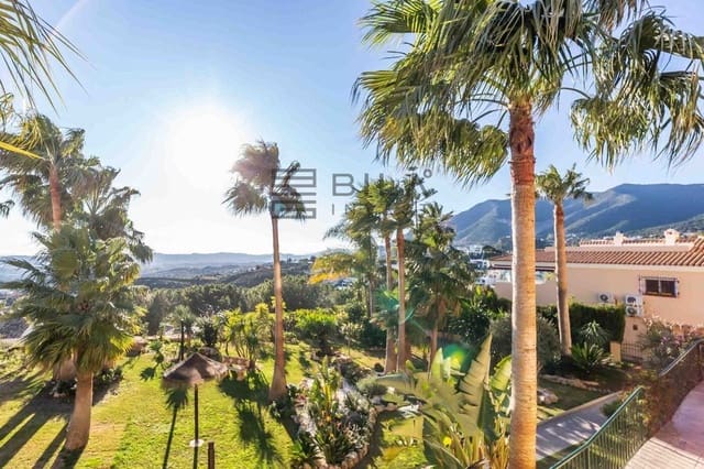 3 chambre Villa/Maison à vendre à Mijas pueblo, Mijas avec piscine garage - 550 000 € (Ref: 9679061)