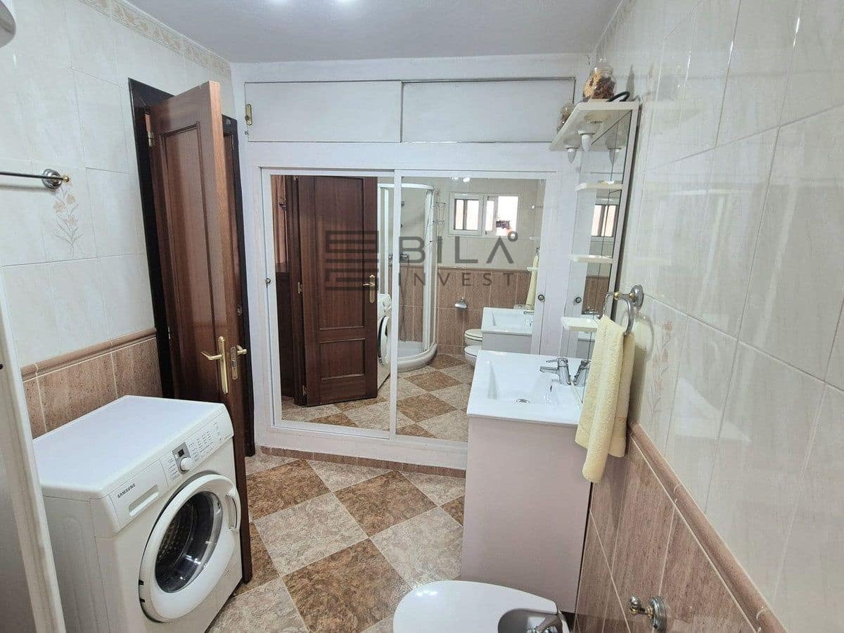 2 makuuhuone Asunto myytävänä paikassa Fuengirola mukana 
autotalli - 290 000 € (Ref: 9679062)