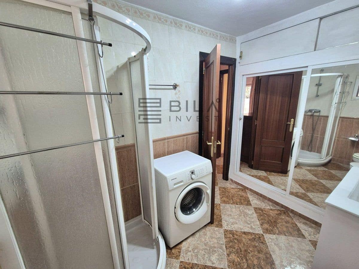 2 makuuhuone Asunto myytävänä paikassa Fuengirola mukana 
autotalli - 290 000 € (Ref: 9679062)