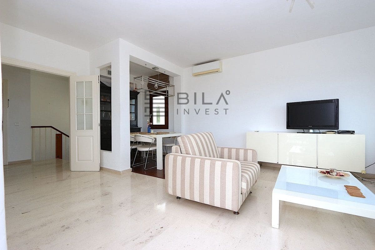 3 soverom Villa til salgs i Cerro del Aguila med svømmebasseng garasje - € 680 000 (Ref: 9679063)