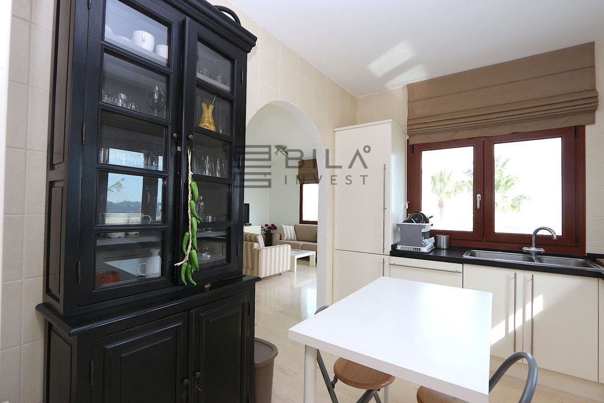 3 soverom Villa til salgs i Cerro del Aguila med svømmebasseng garasje - € 680 000 (Ref: 9679063)