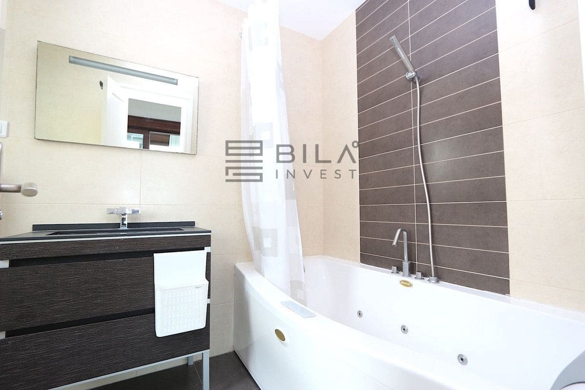 3 soverom Villa til salgs i Cerro del Aguila med svømmebasseng garasje - € 680 000 (Ref: 9679063)