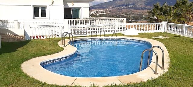 3 soverom Villa til salgs i Cerro del Aguila, Mijas med svømmebasseng garasje - € 680 000 (Ref: 9679063)