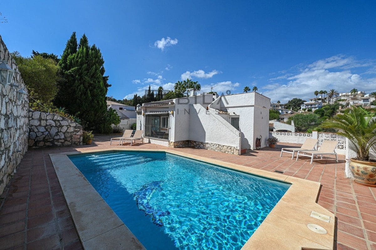 3 Zimmer Villa zu verkaufen in Cerro del Aguila mit Pool Garage - 699.000 € (Ref: 9683240)