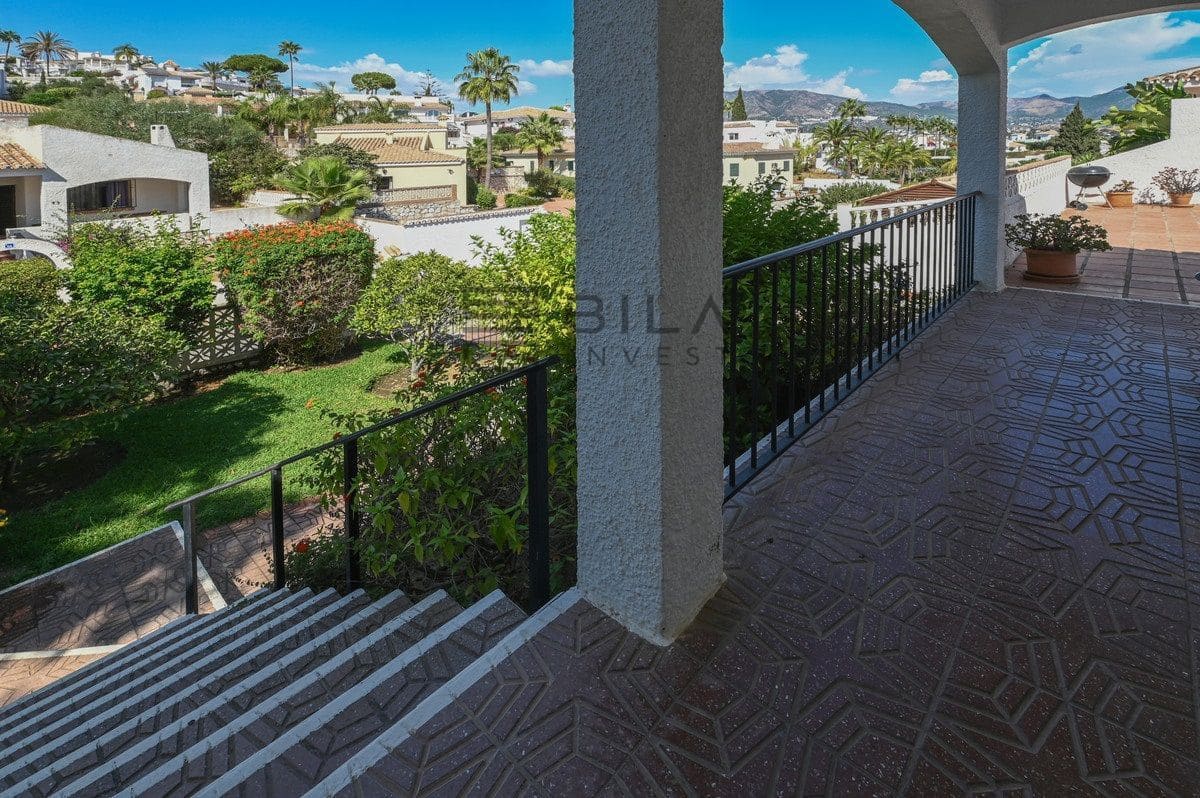 3 Zimmer Villa zu verkaufen in Cerro del Aguila mit Pool Garage - 699.000 € (Ref: 9683240)