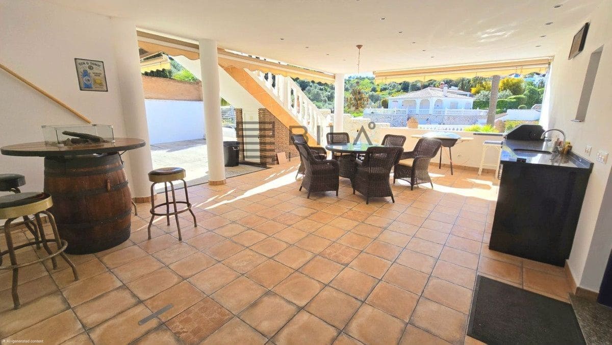 Chalet de 4 habitaciones en Cerro del Aguila en venta con piscina garaje - 995.000 € (Ref: 9683246)