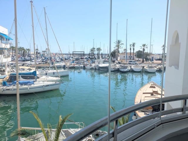 2 slaapkamer Flat te koop in Puerto Marina, Benalmádena met zwembad garage - € 699.000 (Ref: 9683247)