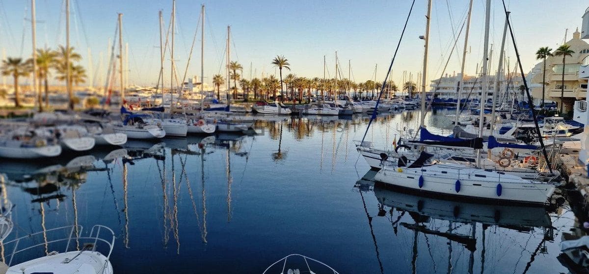 2 slaapkamer Flat te koop in Benalmadena met zwembad garage - € 699.000 (Ref: 9683247)