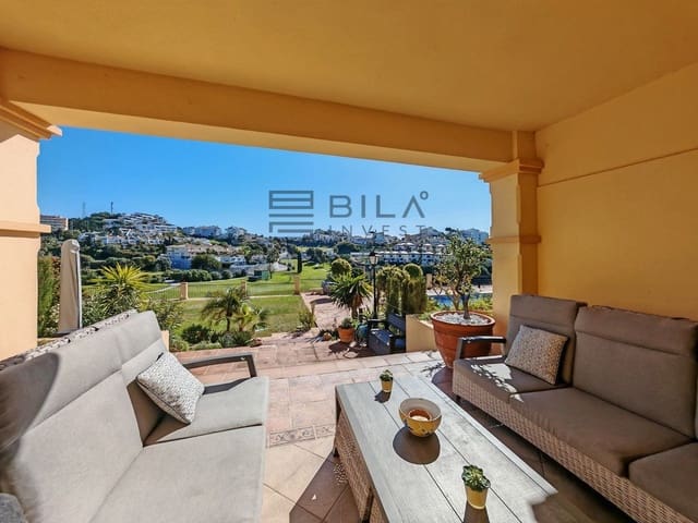 4 makuuhuone Omakotitalo myytävänä paikassa Riviera del Sol, Mijas mukana uima-altaan 
autotalli - 649 000 € (Ref: 9683248)
