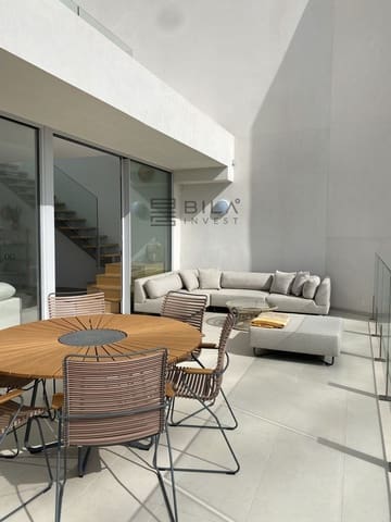 Ático de 3 habitaciones en La Capellania, Benalmádena en venta con piscina - 1.150.000 € (Ref: 9683249)