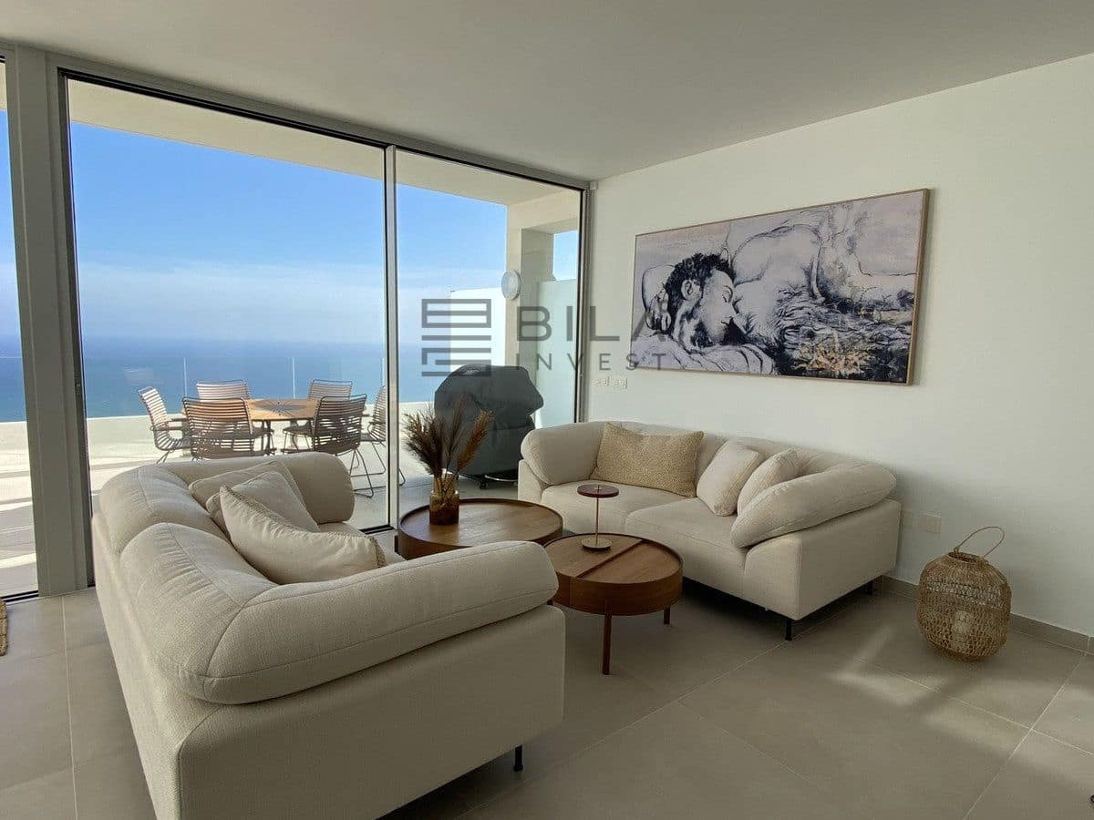 Ático de 3 habitaciones en La Capellania en venta con piscina - 1.150.000 € (Ref: 9683249)