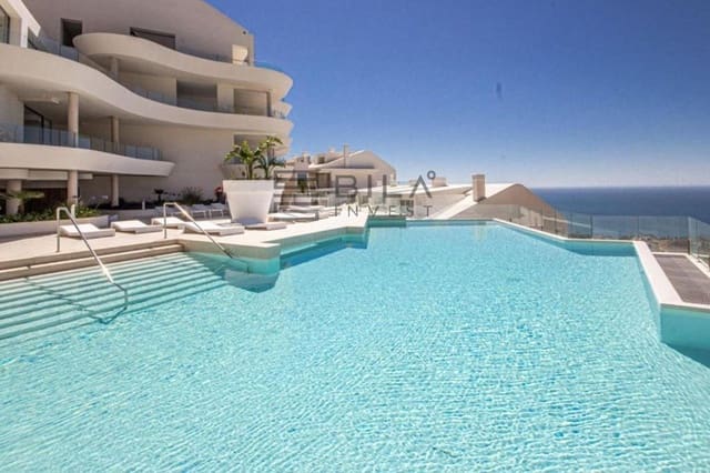 Ático de 3 habitaciones en La Capellania, Benalmádena en venta con piscina - 1.150.000 € (Ref: 9683249)