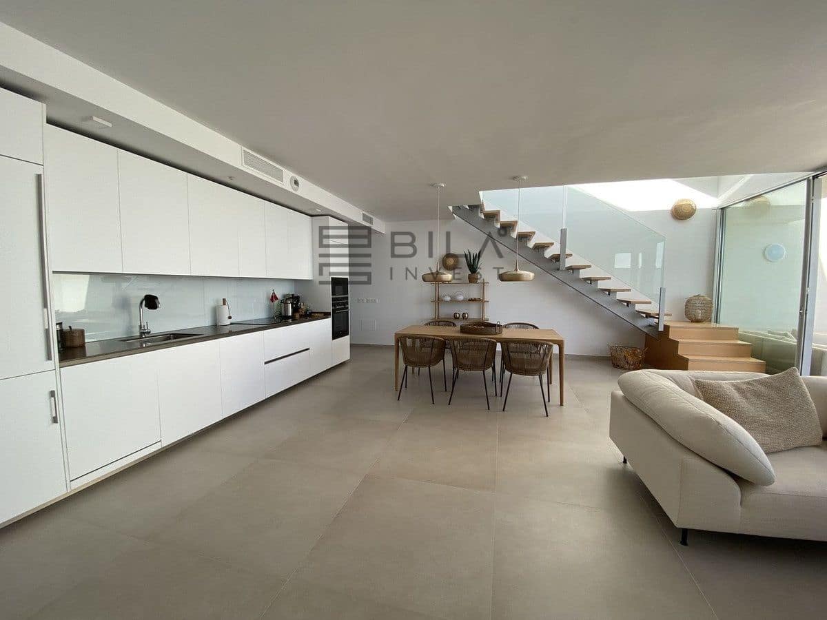 Ático de 3 habitaciones en La Capellania en venta con piscina - 1.150.000 € (Ref: 9683249)