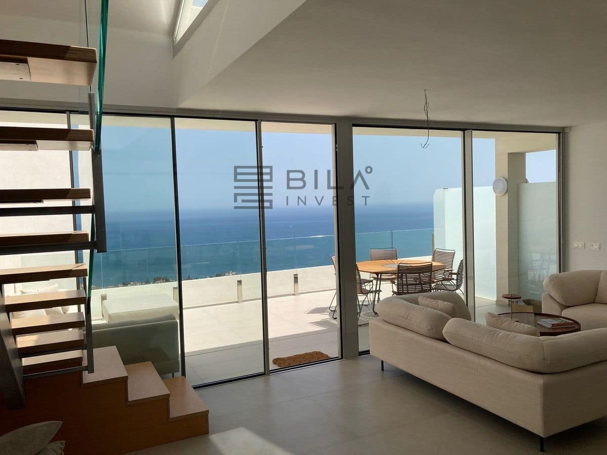 Ático de 3 habitaciones en La Capellania en venta con piscina - 1.150.000 € (Ref: 9683249)