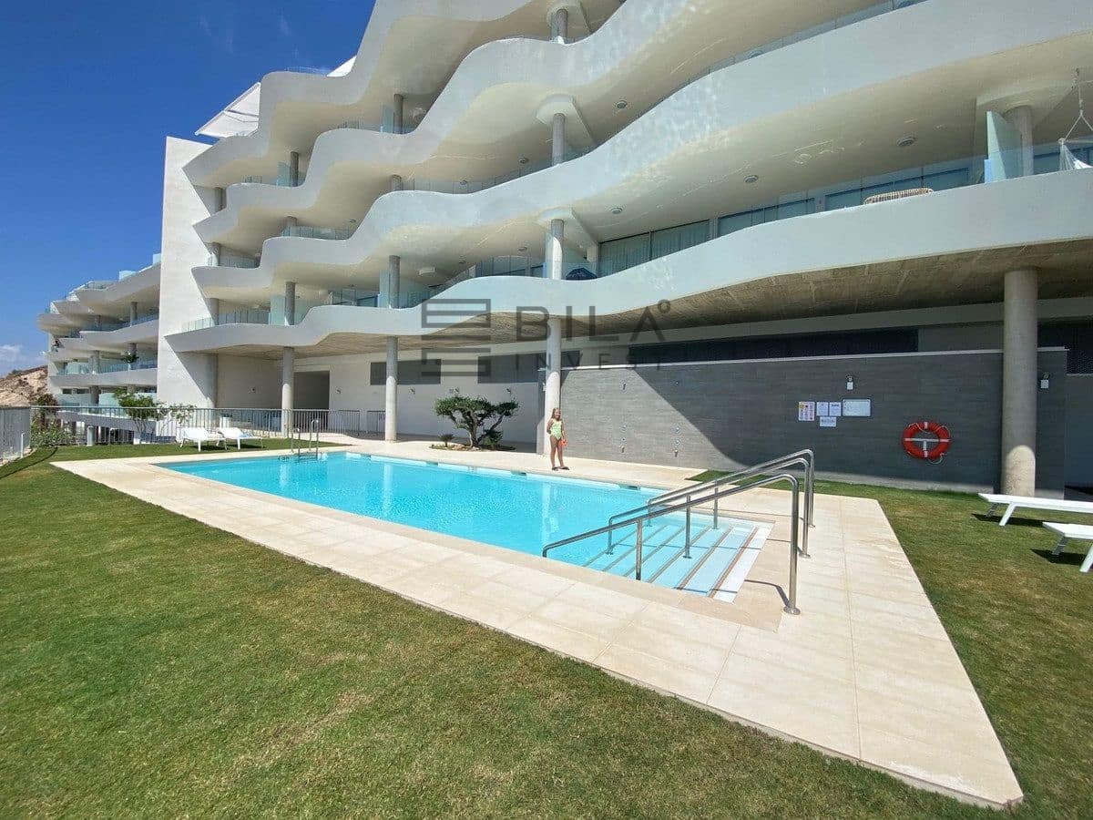 Ático de 3 habitaciones en La Capellania en venta con piscina - 1.150.000 € (Ref: 9683249)