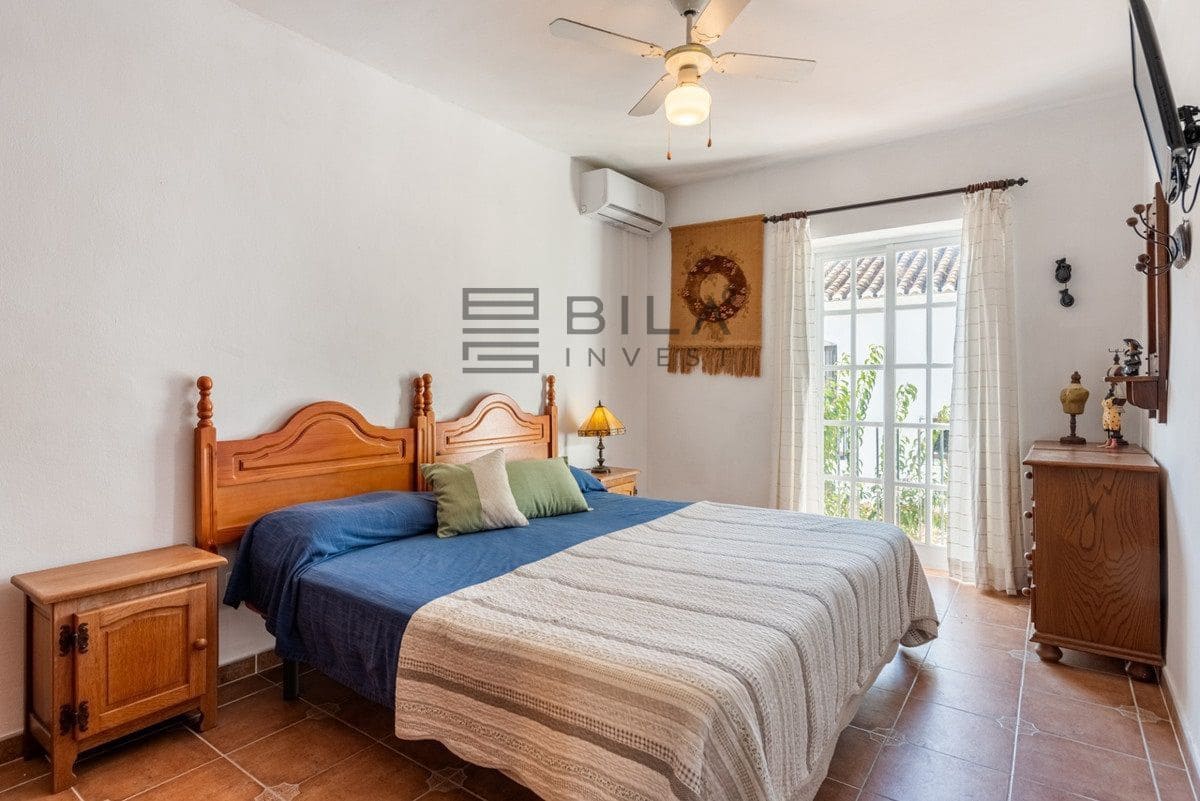 2 sovrum Hus till salu i Fuengirola med garage - 395 000 € (Ref: 9683250)