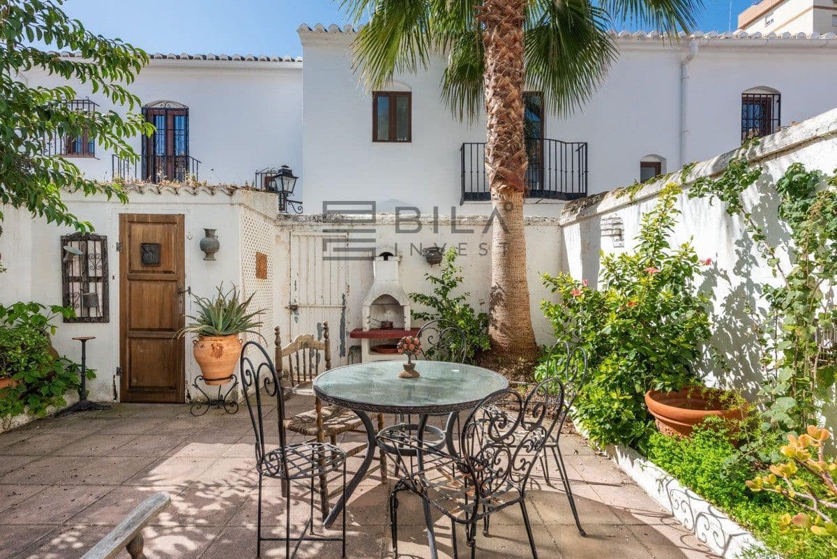 2 sovrum Hus till salu i Fuengirola med garage - 395 000 € (Ref: 9683250)