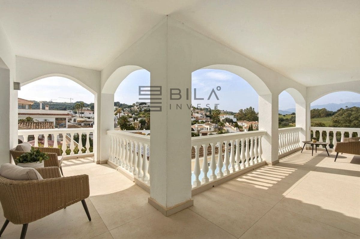 6 sovrum Villa till salu i Cerro del Aguila med pool garage - 1 095 000 € (Ref: 9683276)