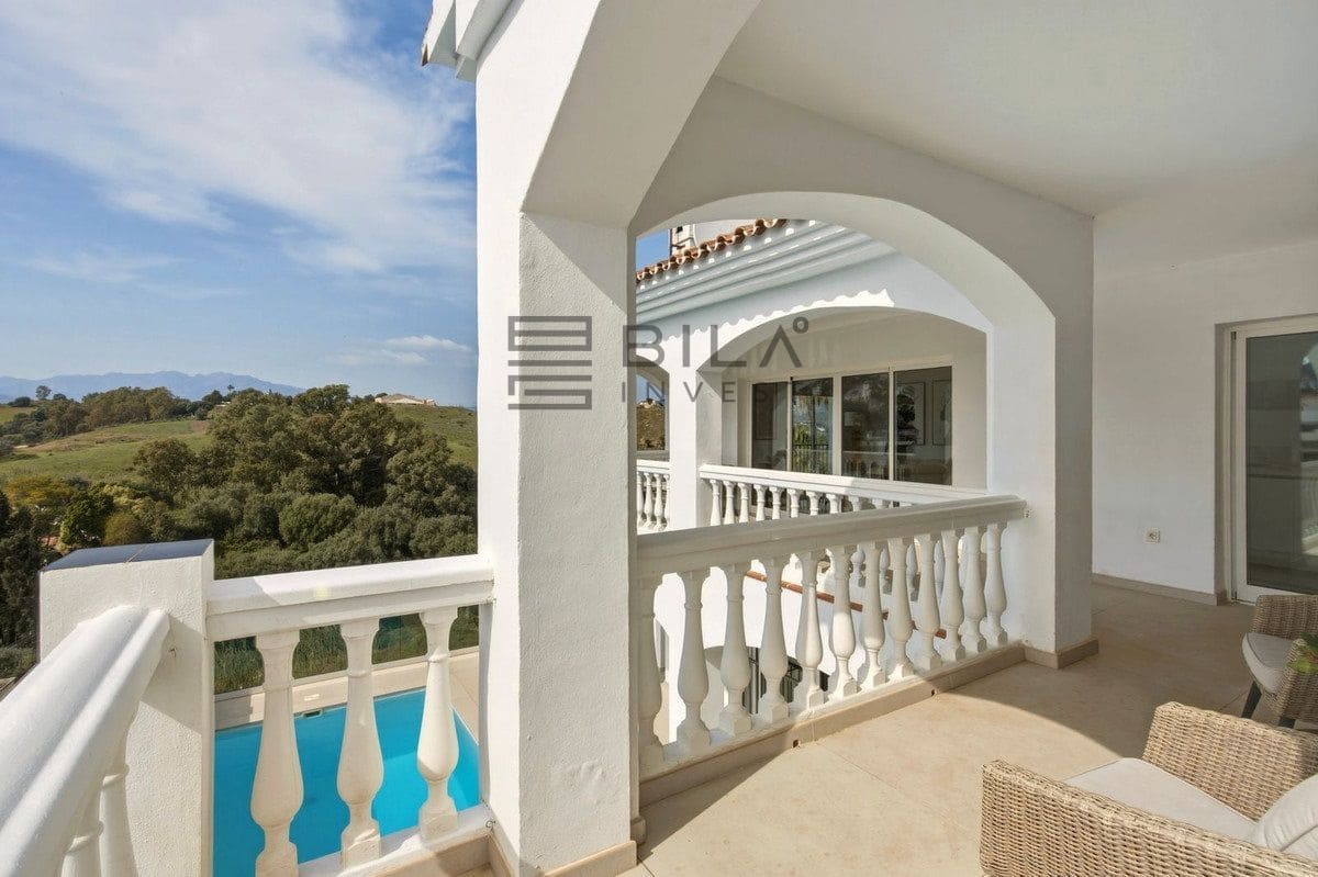 6 sovrum Villa till salu i Cerro del Aguila med pool garage - 1 095 000 € (Ref: 9683276)