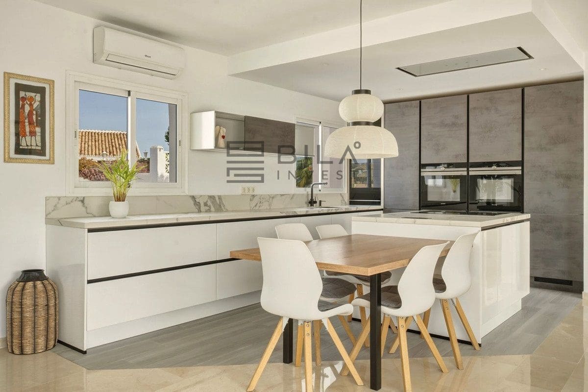 6 sovrum Villa till salu i Cerro del Aguila med pool garage - 1 095 000 € (Ref: 9683276)