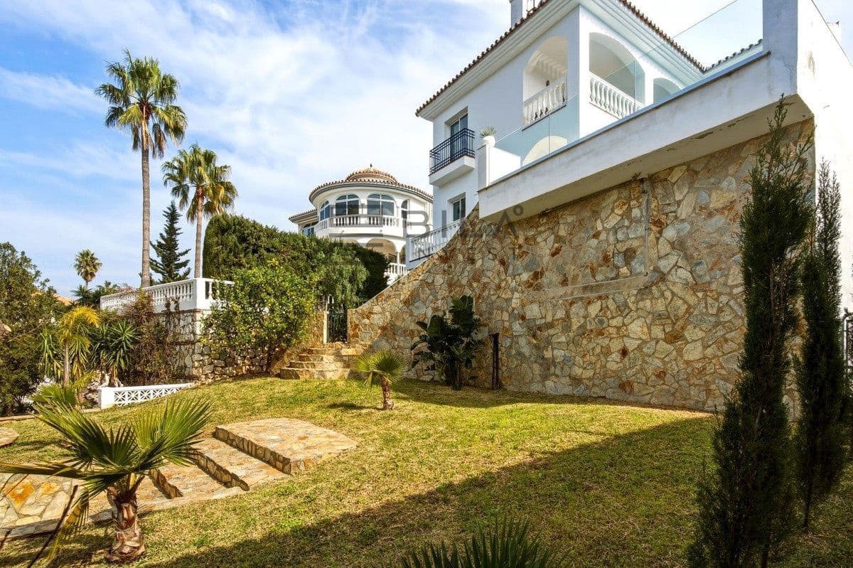 6 sovrum Villa till salu i Cerro del Aguila med pool garage - 1 095 000 € (Ref: 9683276)