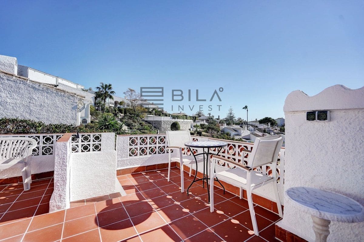 2 slaapkamer Villa te koop in Calahonda met zwembad garage - € 385.000 (Ref: 9683277)