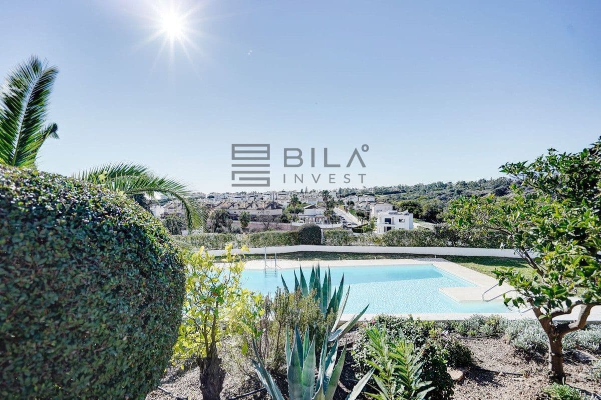 2 slaapkamer Villa te koop in Calahonda met zwembad garage - € 385.000 (Ref: 9683277)