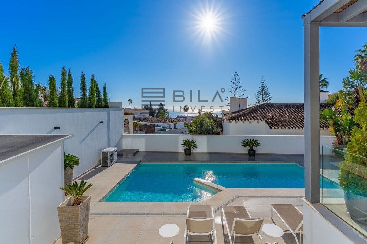 5 sypialnia Willa na sprzedaż w Fuengirola z basenem - 1 380 000 € (Ref: 9683280)