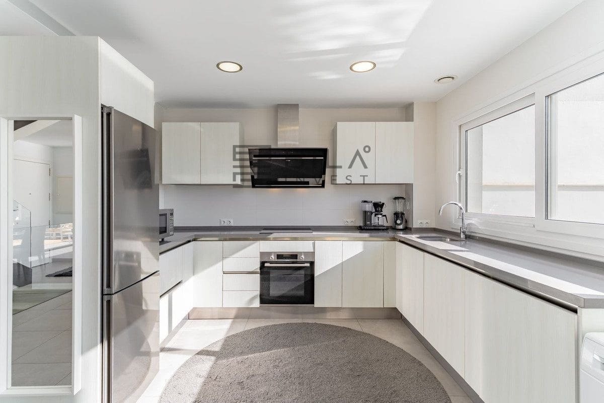 5 sypialnia Willa na sprzedaż w Fuengirola z basenem - 1 380 000 € (Ref: 9683280)