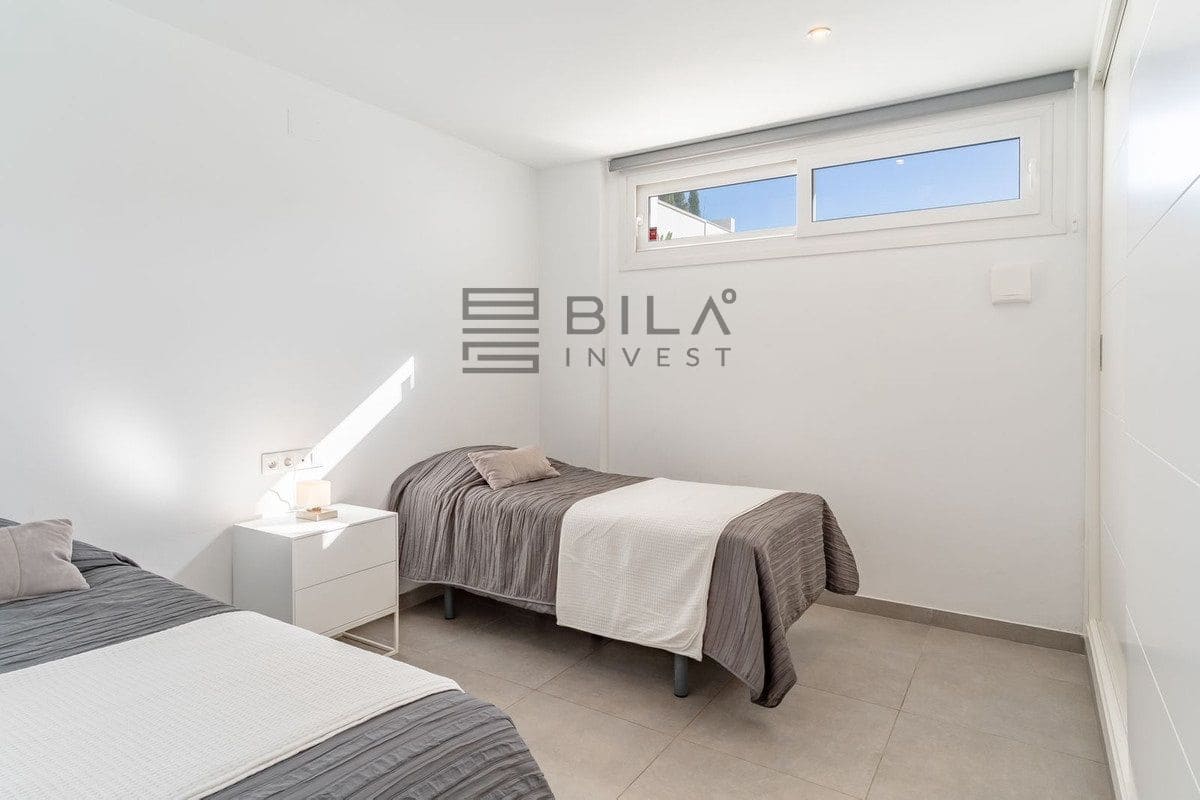 5 sypialnia Willa na sprzedaż w Fuengirola z basenem - 1 380 000 € (Ref: 9683280)