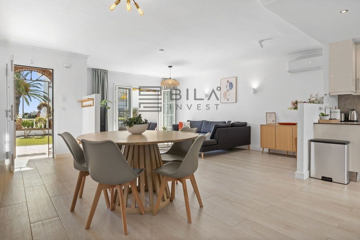 3 soverom Hus til salgs i La Cala de Mijas med svømmebasseng - € 875 000 (Ref: 9683281)