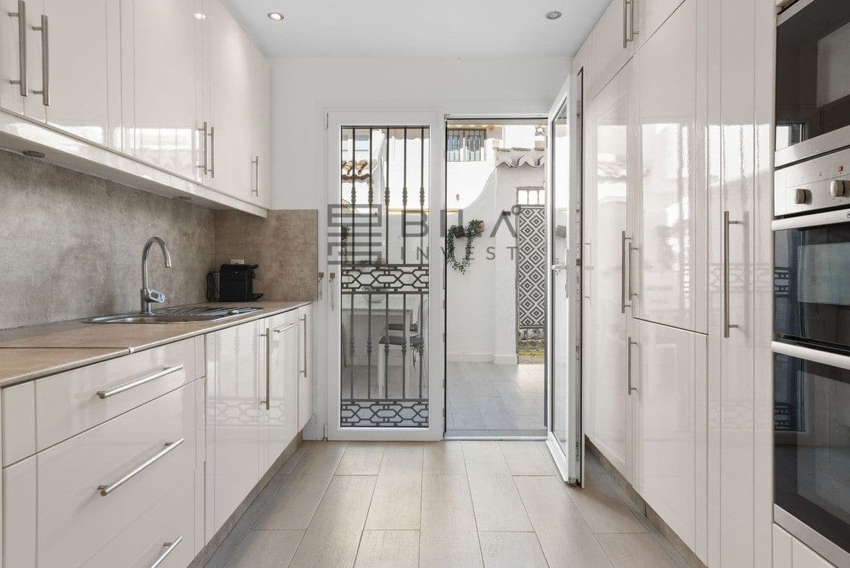 3 soverom Hus til salgs i La Cala de Mijas med svømmebasseng - € 875 000 (Ref: 9683281)