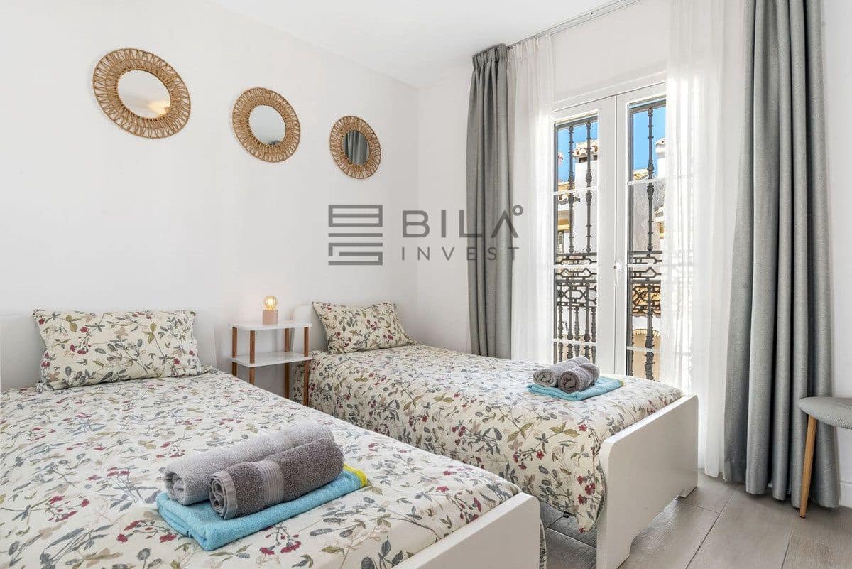 3 soverom Hus til salgs i La Cala de Mijas med svømmebasseng - € 875 000 (Ref: 9683281)