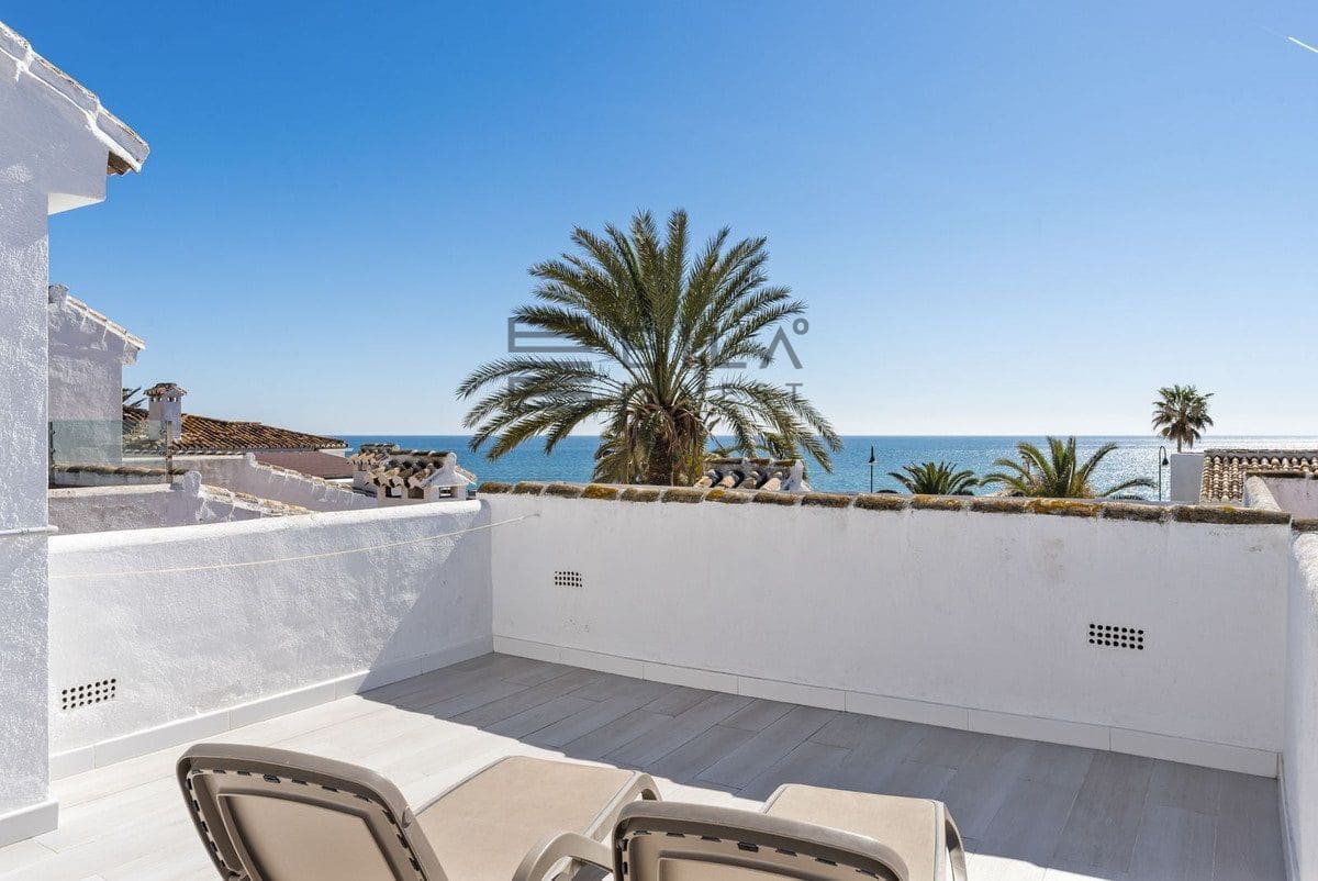 3 soverom Hus til salgs i La Cala de Mijas med svømmebasseng - € 875 000 (Ref: 9683281)