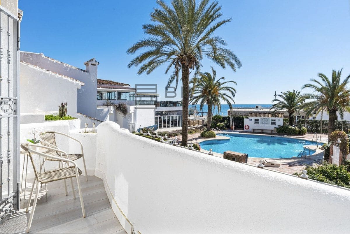 3 soverom Hus til salgs i La Cala de Mijas med svømmebasseng - € 875 000 (Ref: 9683281)