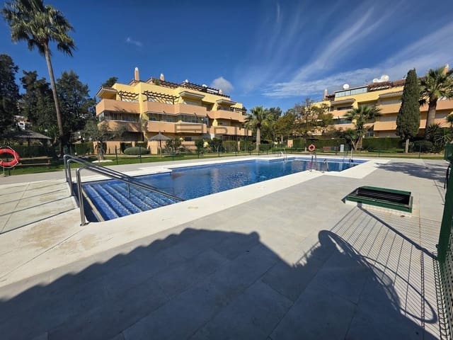2 sovrum Lägenhet till salu i La Cala de Mijas, Mijas med pool garage - 399 000 € (Ref: 9683282)