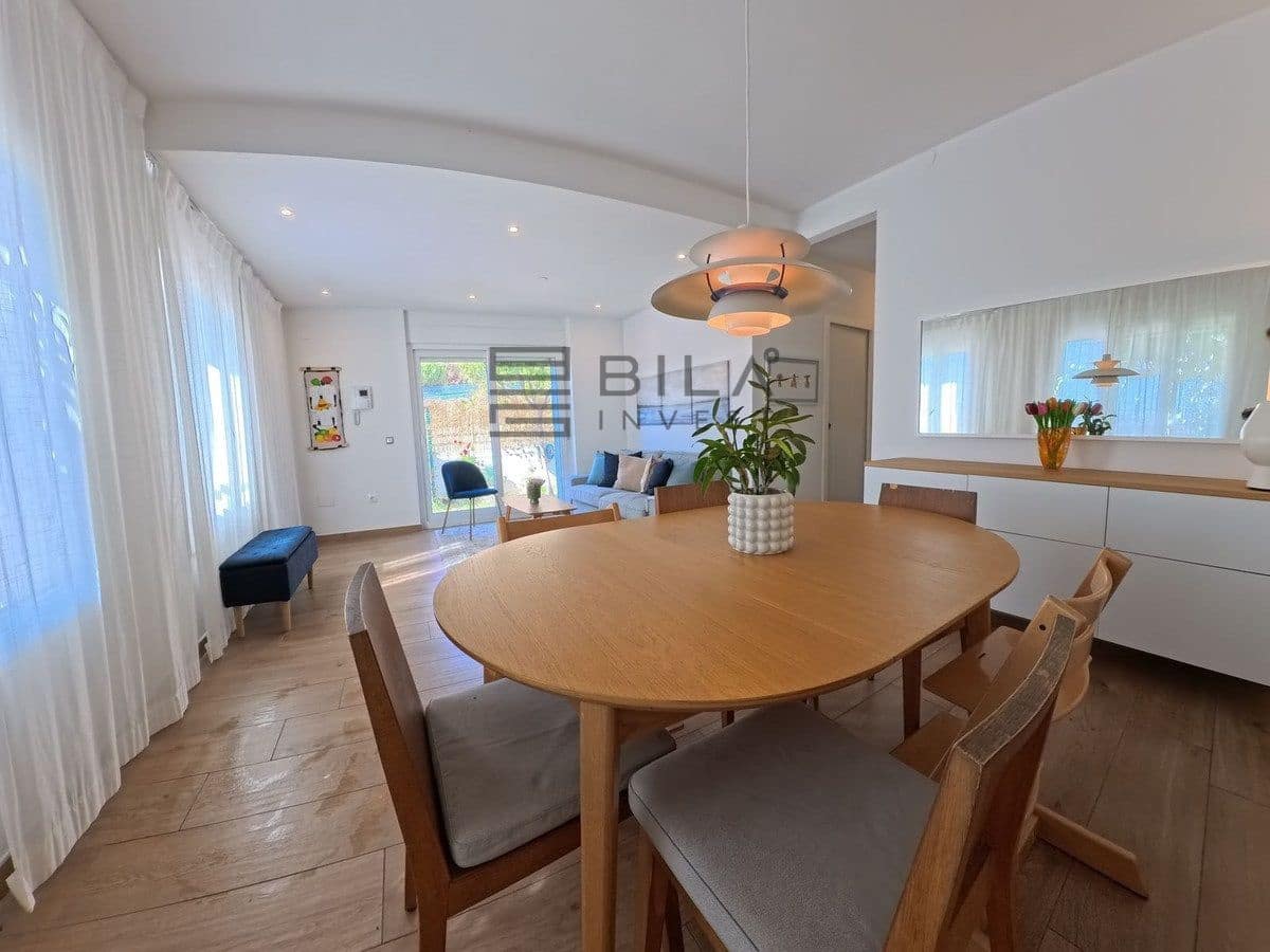 Chalet de 4 habitaciones en Arroyo de la Miel en venta con garaje - 695.000 € (Ref: 9683283)