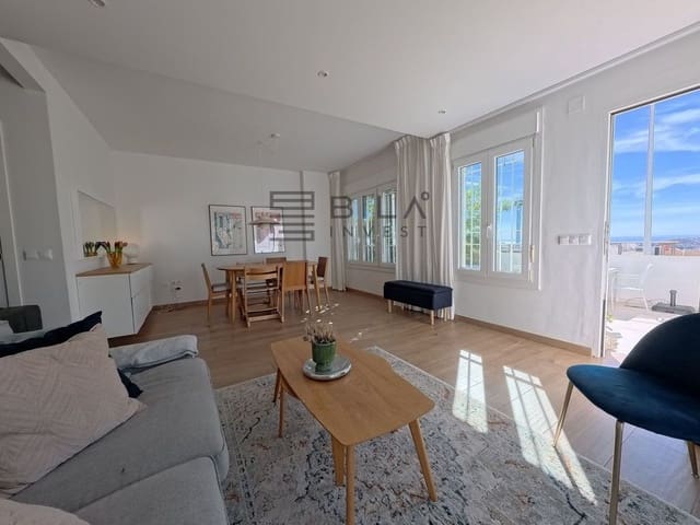 Chalet de 4 habitaciones en Arroyo de la Miel, Benalmádena en venta con garaje - 695.000 € (Ref: 9683283)