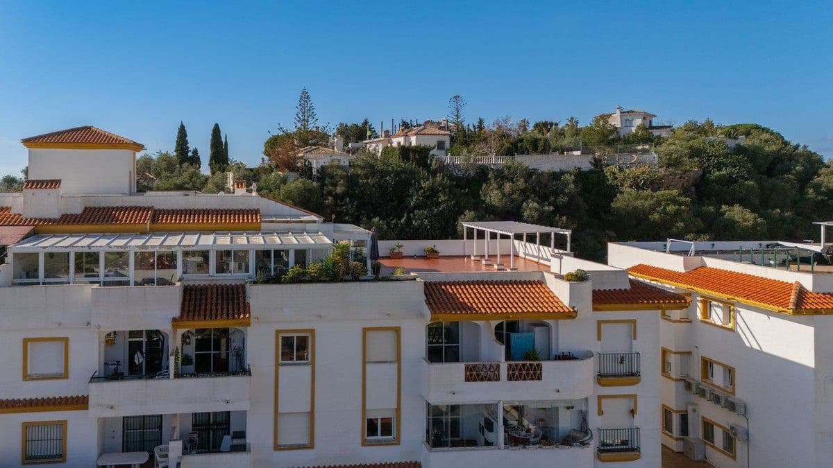 3 chambre Penthouse à vendre à Benalmadena avec piscine - 695 000 € (Ref: 9685957)